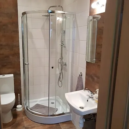 Kamienica Poznanska 7 *