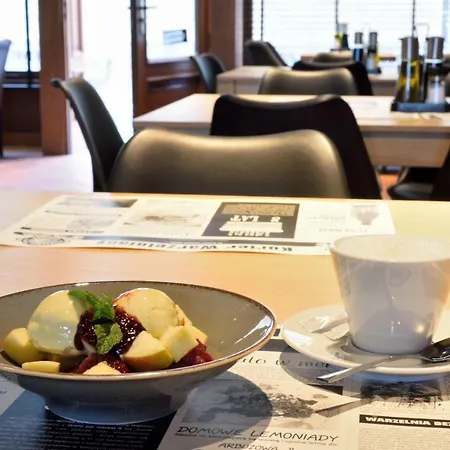 Kamienica Poznanska 7 公寓 *