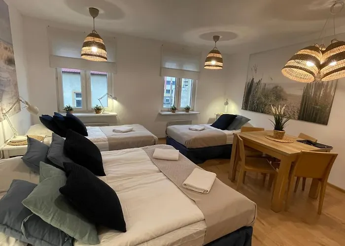 Kamienica Poznanska 7 Apartamento *