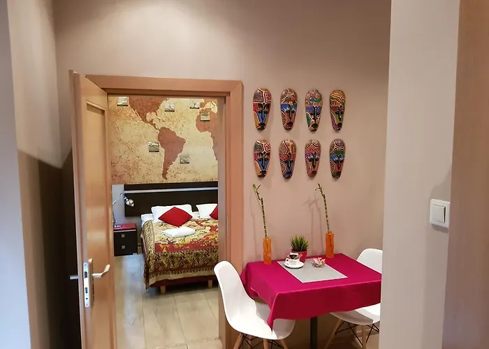 Kamienica Poznanska 7 *